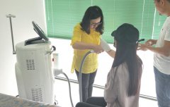 激光脫毛設備多少錢一臺？激光脫毛機器價格_冰點脫毛儀器價位