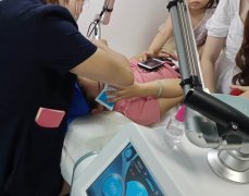 購買洗眉機(jī)多少錢一臺?激光洗眉機(jī)多少錢_激光祛斑儀器